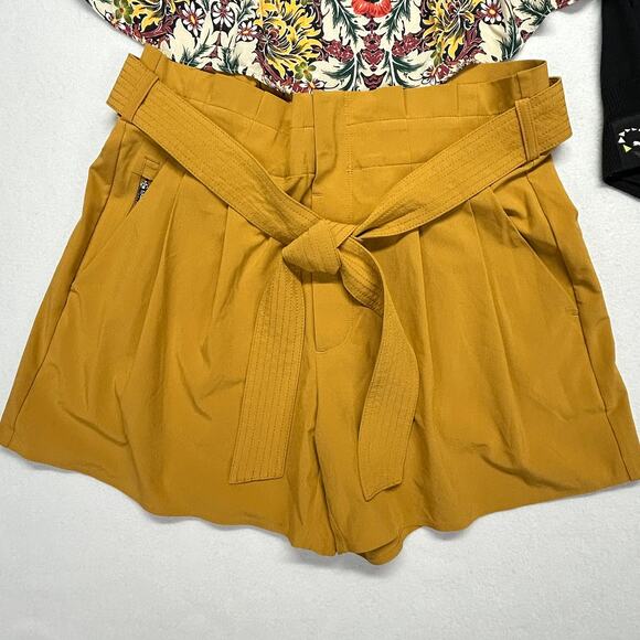 3pc Outfit Womens 6 Athleta Paper Bag Shorts & TopShop Flowy Crop Puma M Sweater - Picture 4 of 16